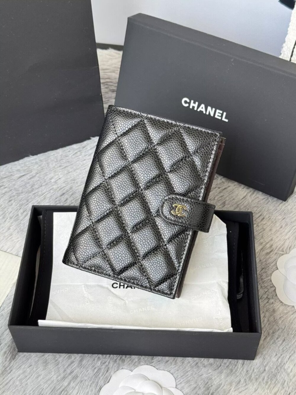 Chanel Black Caviar Quilted Card Holder Wallet CC Logo Gold Hardware with Box